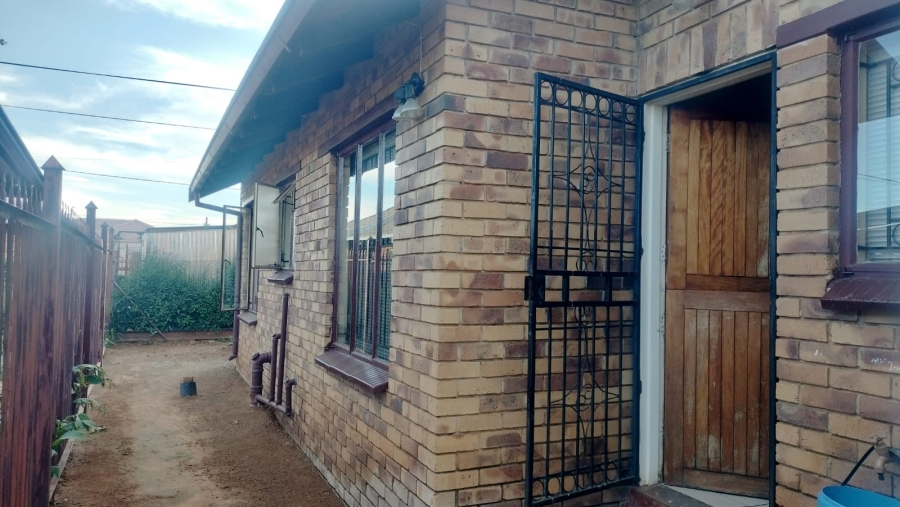 3 Bedroom Property for Sale in Blomanda Free State